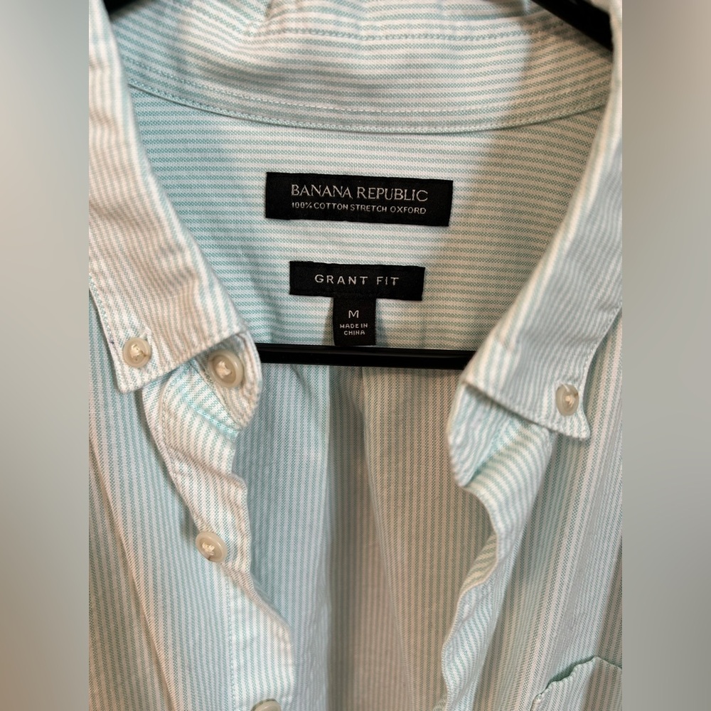 Banana Republic Grant Fit striped button down shirt